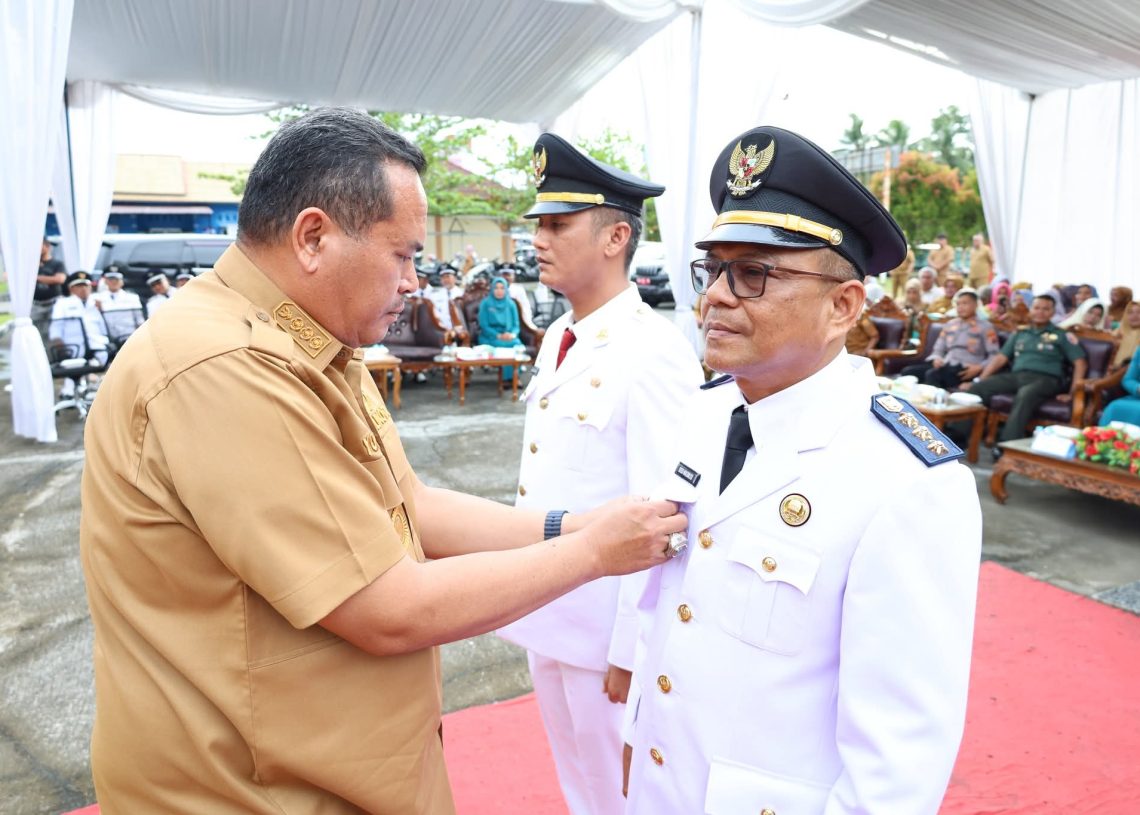 Sertijab Camat Pariaman Utara, Wali Kota Yota Balad Ajak Kolaborasi Bangun Daerah