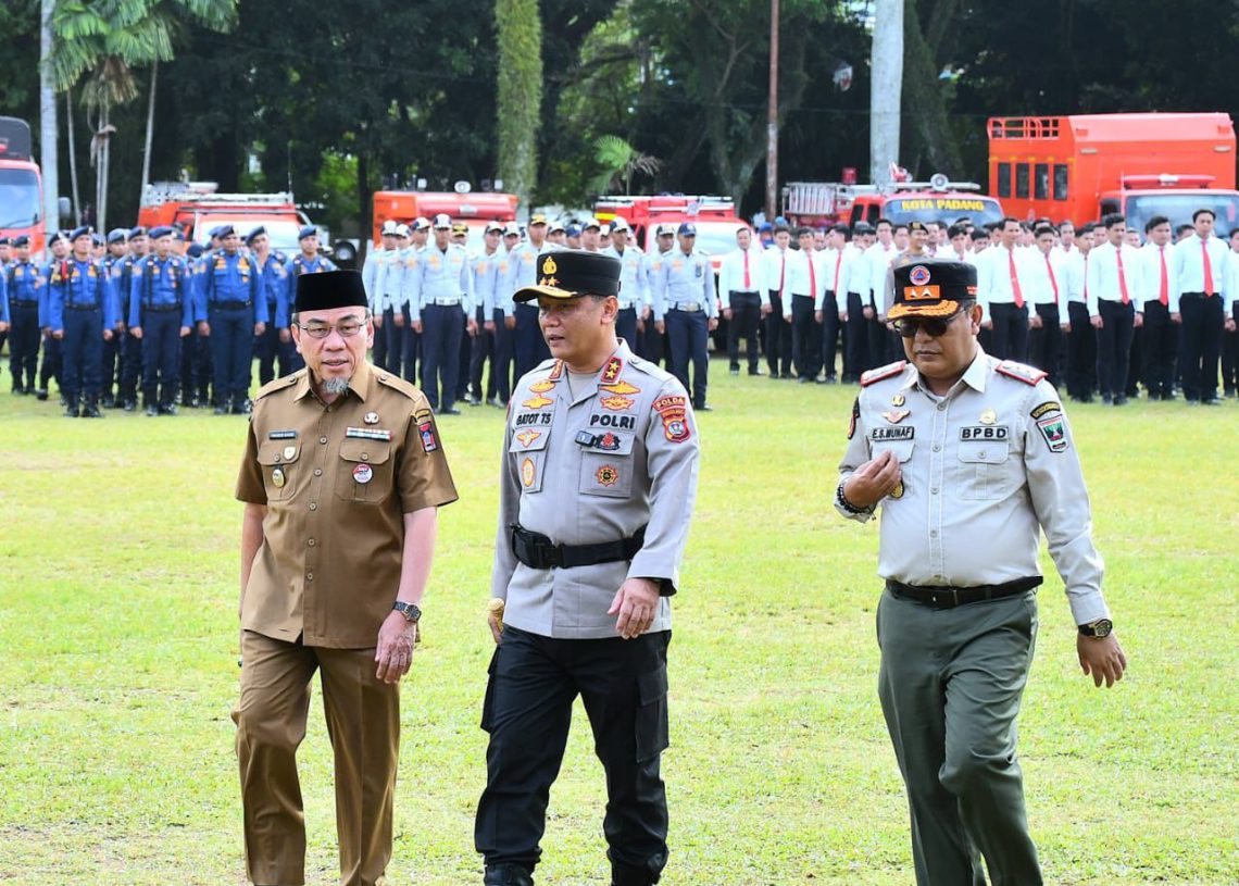 Wawako Padang Hadiri Apel Kesiapan Tanggap Darurat Bencana 2025 di Lapangan Imam Bonjol