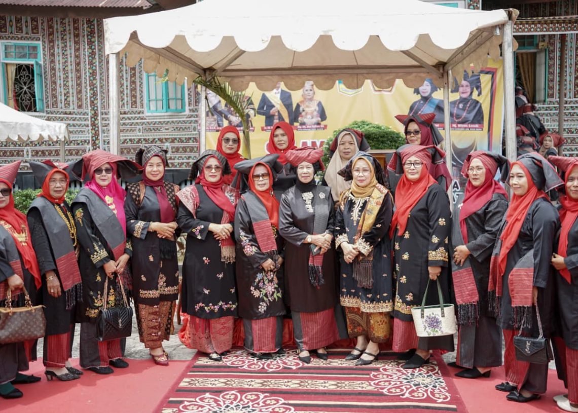 Konsolidasi Bundo Kanduang se-Sumatera Barat di Solok Selatan Perkuat Peran Perempuan Minang