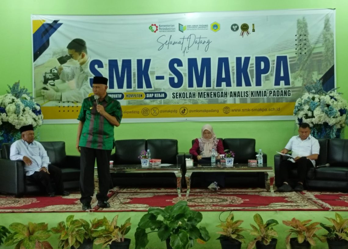 Bukti Peduli Pendidikan, Gubernur Mahyeldi Tambahkan Ruang Kelas Baru untuk SMAKPA Padang