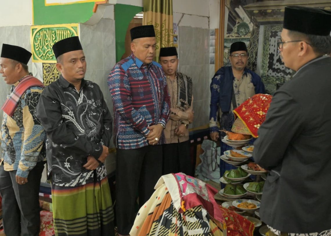 Sekda Provinsi Sumbar Ajak Generasi Muda Lestarikan Tradisi Maulid Nabi