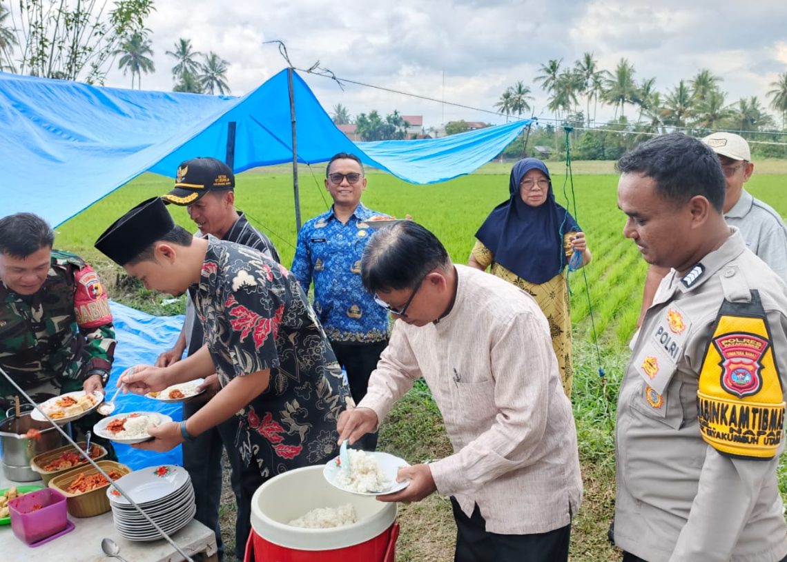 Masyarakat Napar Gotong Royong Bangun Rumah Baru untuk Korban Kebakaran