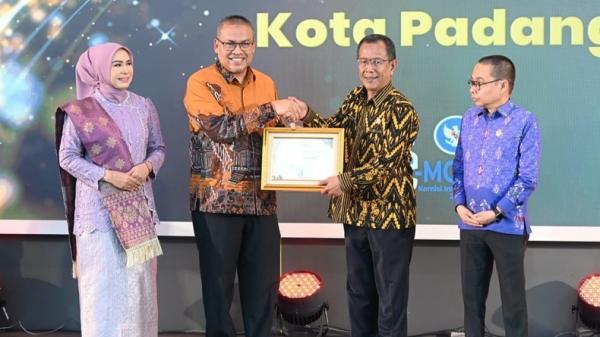 Kembali Raih Prestasi, Bukittinggi Peroleh Predikat Kota Informatif 2025