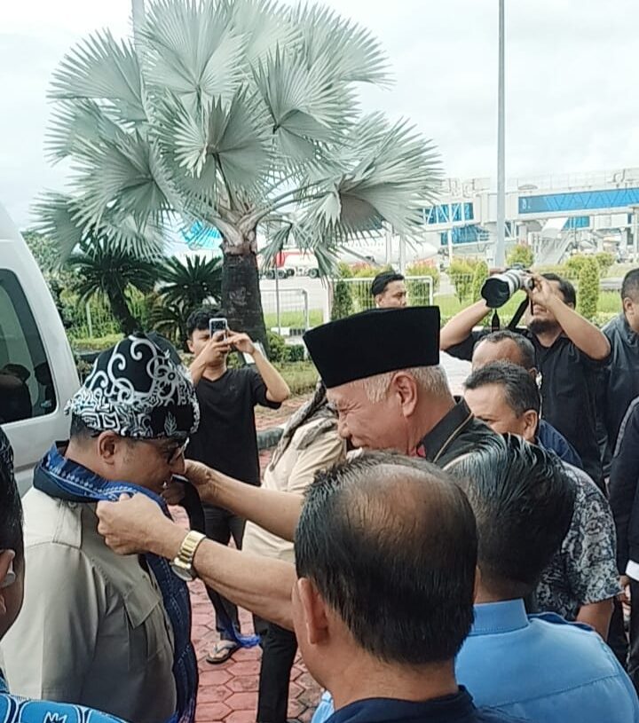 Menteri Ekraf Tiba di Sumbar, Creative Hub Tanah Datar Resmi Diluncurkan