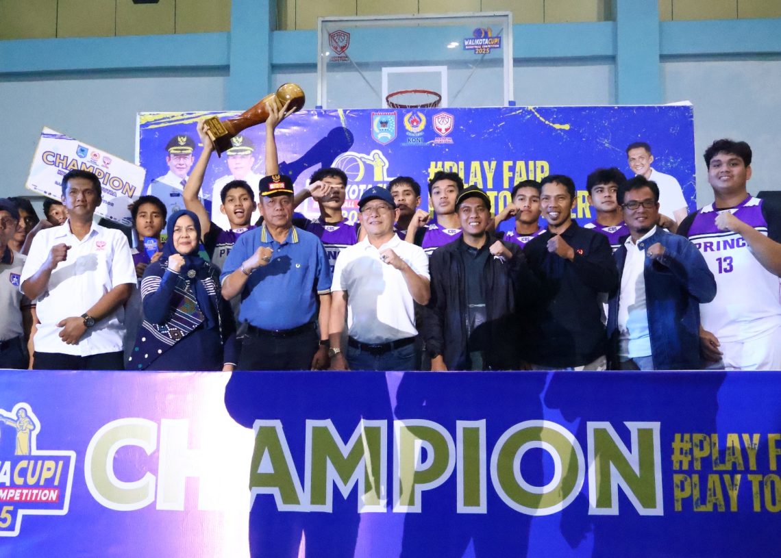 Walikota dan Wawako Payakumbuh Tutup Pagelaran Walikota Cup I Basket Ball Competition 2025