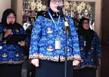 Kepsek SDN 05 Pagi Cengkareng Barat Ajak Siswa Teladani Semangat Pahlawan