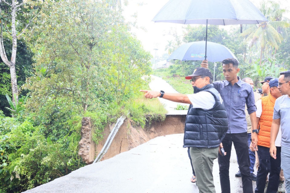 Kerusakan Infrastruktur Meluas, Pemkab Padang Pariaman Minta Dukungan BNPB