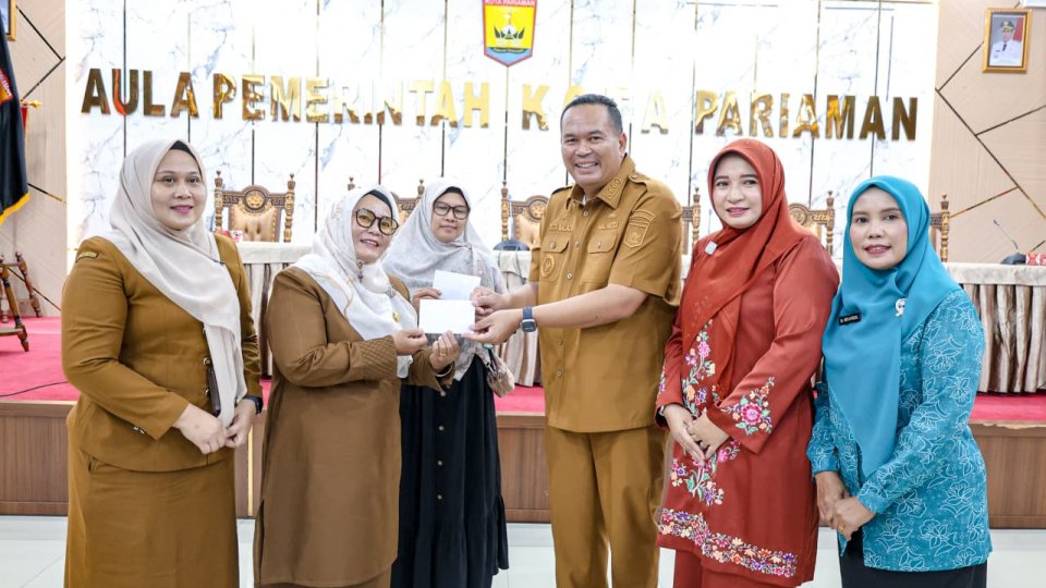 Wako Yota Balad Serahkan Penggantian Transportasi Dasawisma Tahun 2025