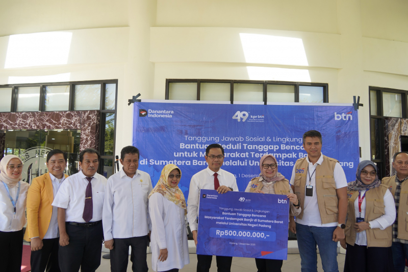 Gandeng UNP, BTN Salurkan Bantuan Rp500 Juta untuk Korban Banjir