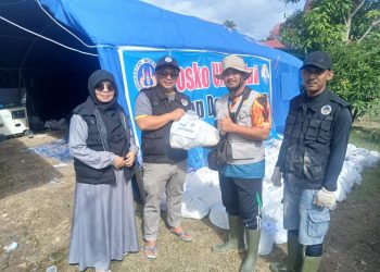 UNP Peduli Salurkan Bantuan bagi Pengungsi Sungai Batang dan Kubu Gadang