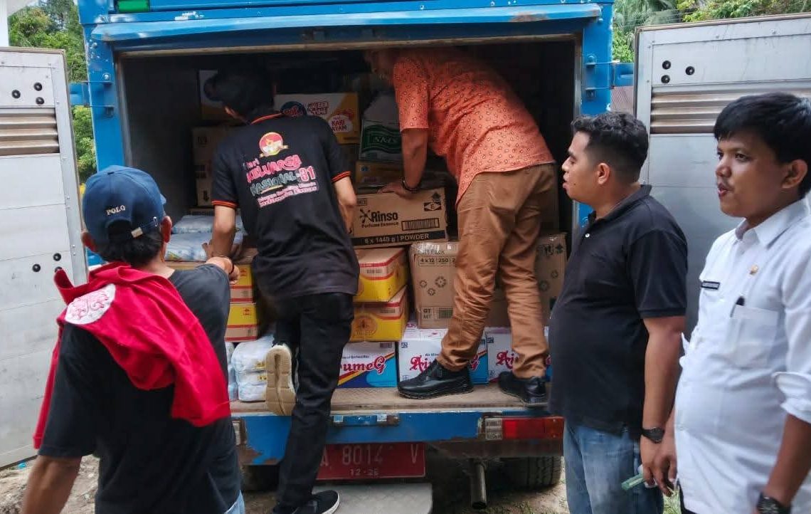 Pagi Ini Donasi Dharmasraya Peduli untuk Korban Bencana Hidrometeorologi Sumatera Salurkan Banruan