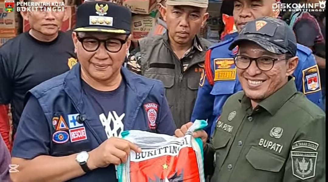 Pemko Bukittinggi Salurkan Bantuan untuk Korban Bencana di Tanah Datar
