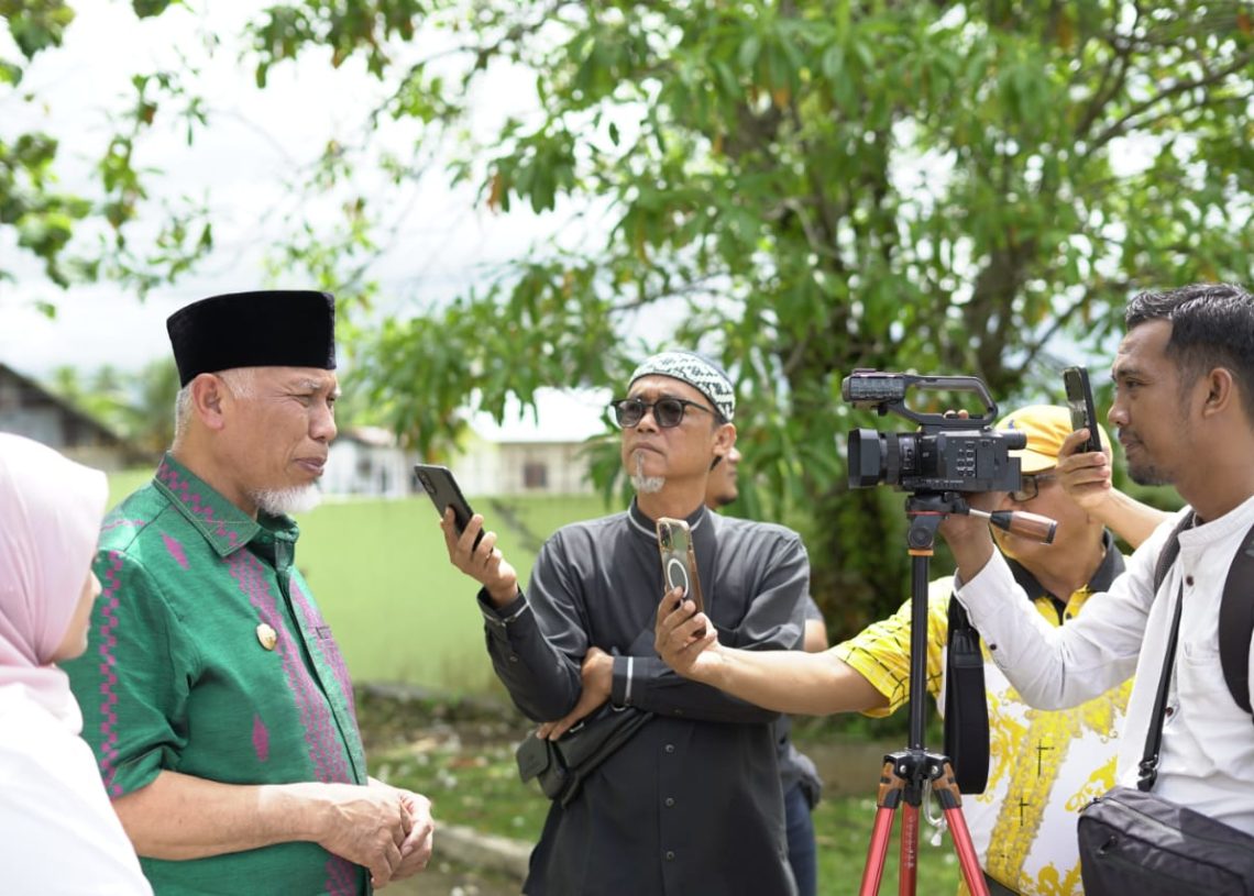 Curah Hujan Masih Tinggi, Gubernur Mahyeldi Imbau Warga Waspadai Bencana Susulan