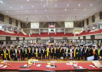 UNP Kembali Kukuhkan Sembilan Guru Besar