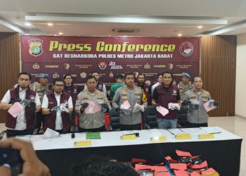 Polres Jakbar Bongkar Peredaran Narkoba, Sita Sabu hingga Senjata Api dan Rakitan