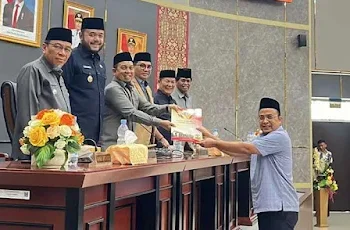 DPRD Kota Padang Tegaskan Komitmen Pembangunan, Muharlion Pimpin Paripurna Penutupan dan Pembukaan Masa Sidang