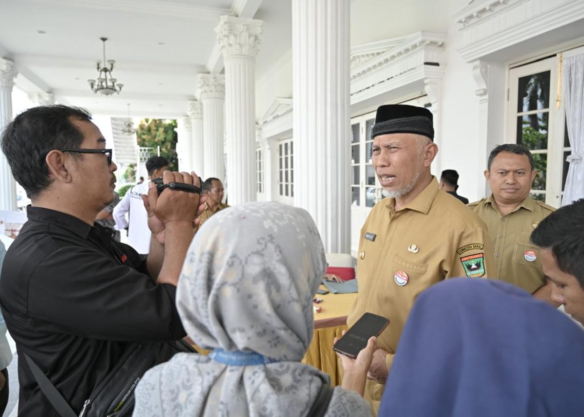 Gubernur Mahyeldi Menyiapkan WPR Sebagai Solusi Jangka Panjang Atasi Tambang Ilegal di Sumbar