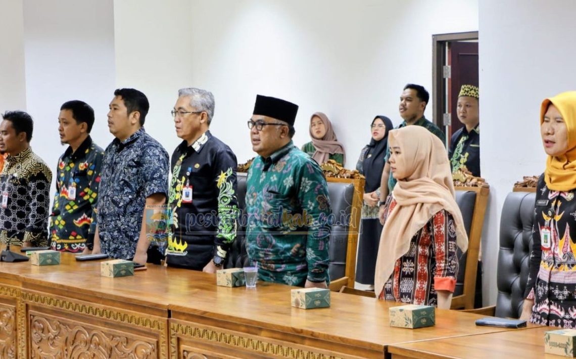 Pemkab Pesibar dan Pengadilan Agama Krui Teken MoU, Dedi Irawan Tegaskan Komitmen Pelayanan Publik