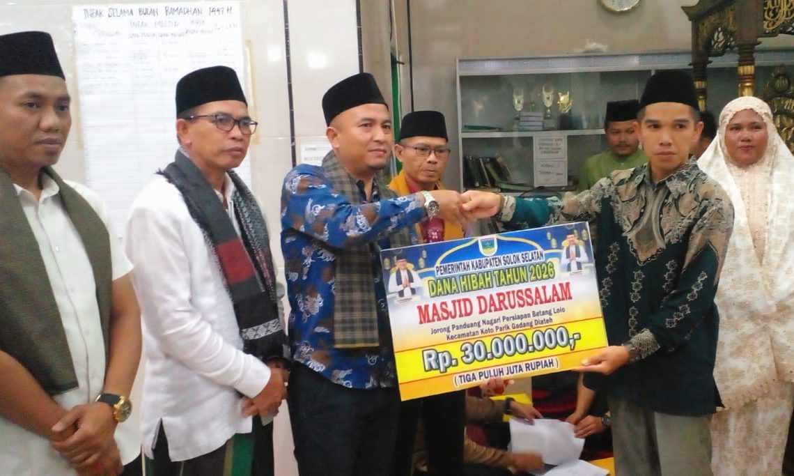 Hibah Rp30 Juta dan Program Strategis Jadi Sorotan Safari Ramadhan di Koto Parik Gadang Diateh