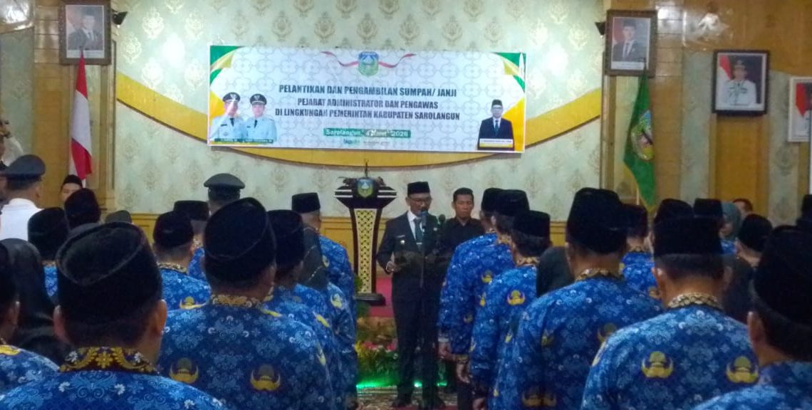 Lantik 142 Pejabat, Bupati Hurmin Sampaikan Pesan Tegas dan Instruksi Khusus untuk Camat