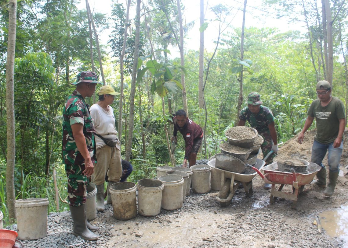 Kasdim 0709/Kebumen Tinjau Seluruh Sasaran Fisik TMMD ke-127